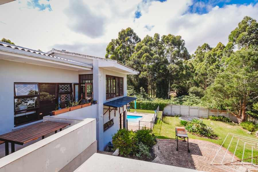 4 Bedroom Property for Sale in Twee Rivieren Western Cape